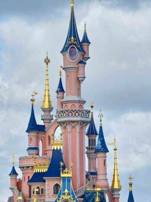 M&A Maison De Campagne/ Disney/Paris/Wifi/Jeux Croissy-Beaubourg Exterior foto
